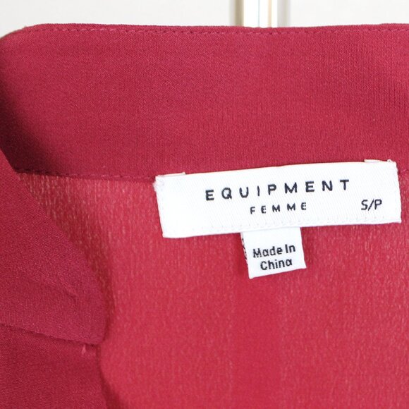 NWT EQUIPMENT Split V-Neck Silk Blouse | Office Workwear Date Night Essential - Picture 6 of 8